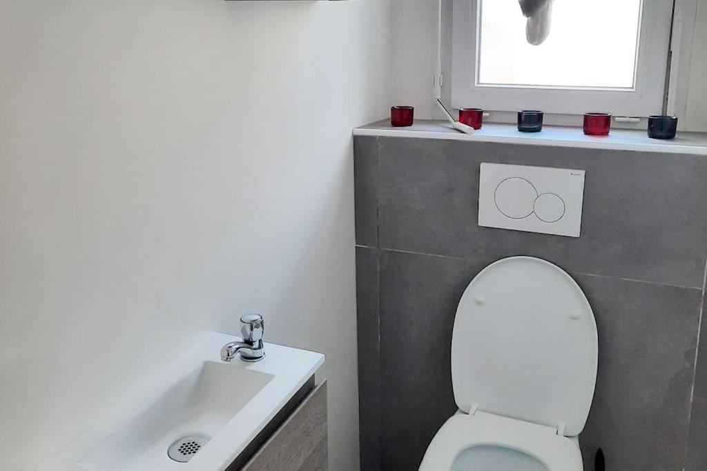 Magnifique Appartement Avec Terrasse Et Parking, 8 Personnes Nanterre Buitenkant foto